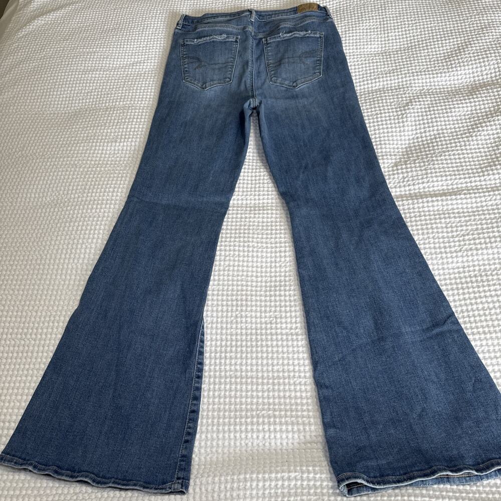 American Eagle Super High Rise Flare Jeans Womens Sz 12 Tall Medium Blue EUC - Picture 10 of 12